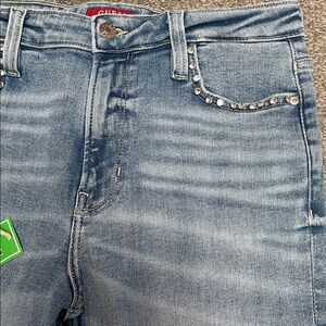 GUESS high-rise straight leg Rhinestone accent Tillie jeans - size 29 - EUC